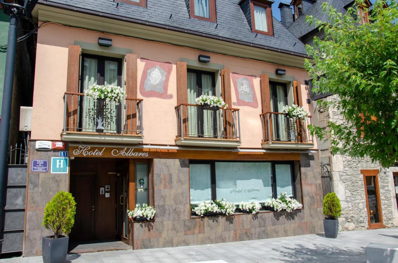 Albares Hotel Vielha e Mijaran Buitenkant foto